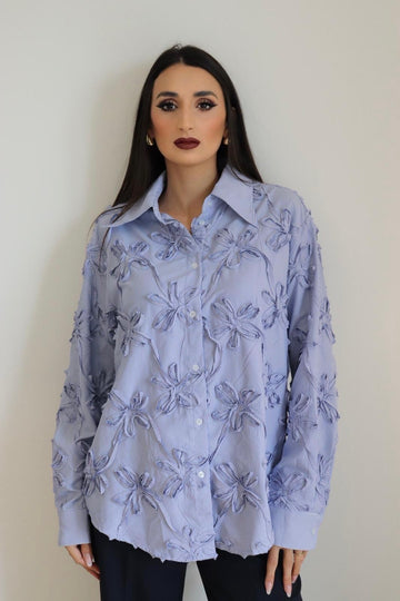 Camicia fiori in rilievo