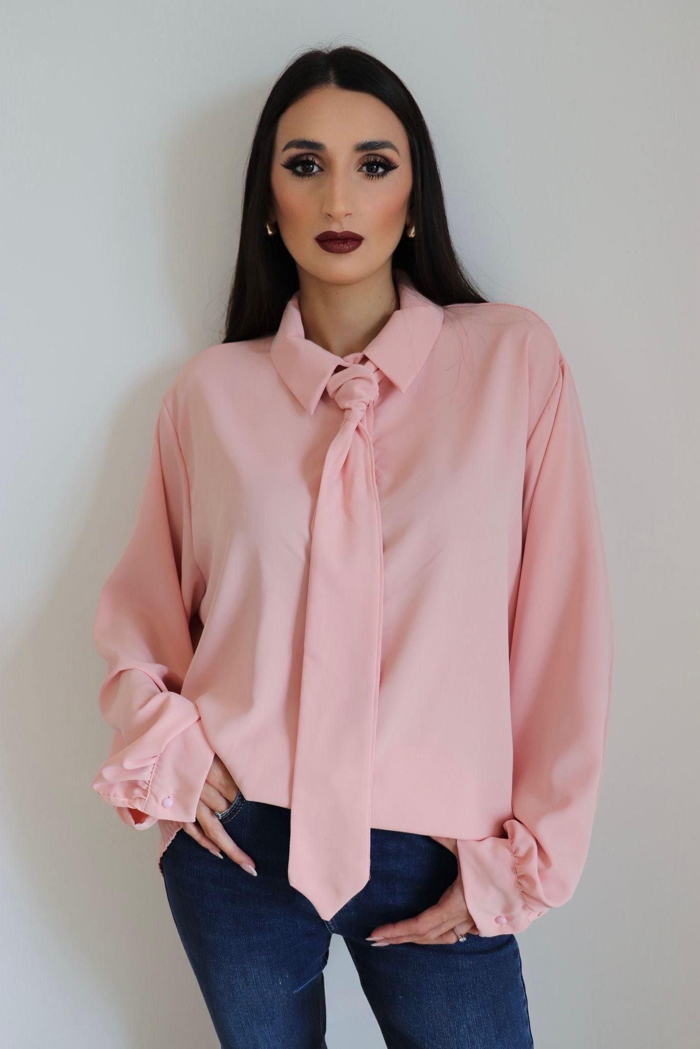 Camicia con cravattino